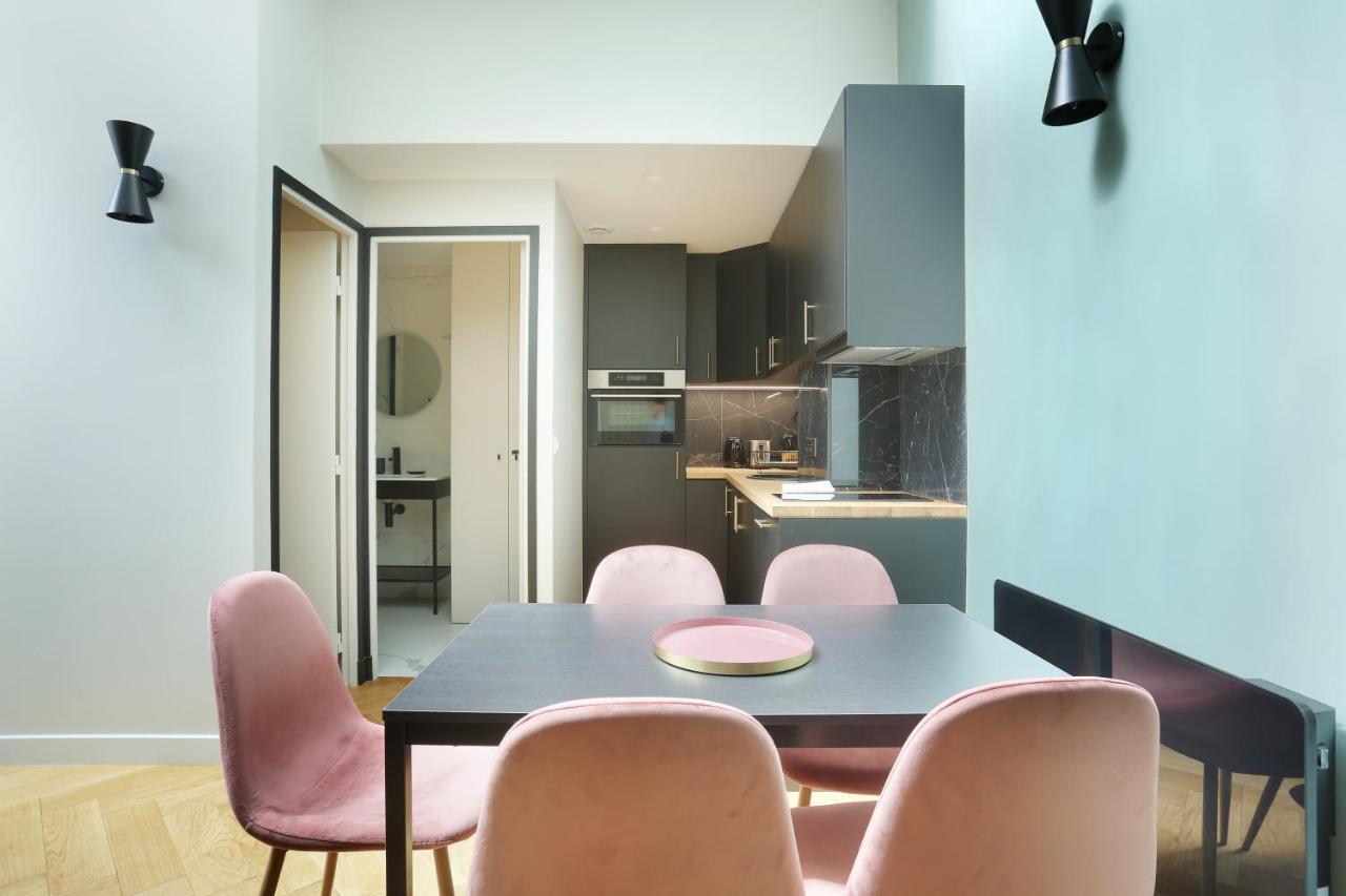 Apartment Center Of Paris By Studio Prestige Eksteriør bilde