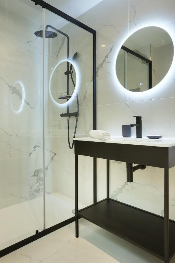 Apartment Center Of Paris By Studio Prestige Eksteriør bilde